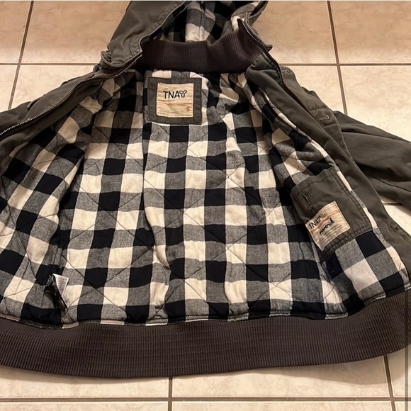 TNA jacket coat aritzia - Picture 6 of 8